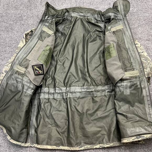 USAF Parka Jacket Mens Small Short Camouflage Gore-Tex APECS Waterproof Military - Picture 2 of 11